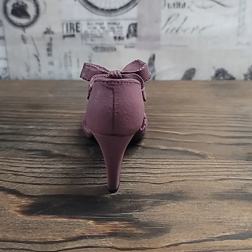 "Blush" Just The Right Shoe #25050 1999 - Picture 4 of 6